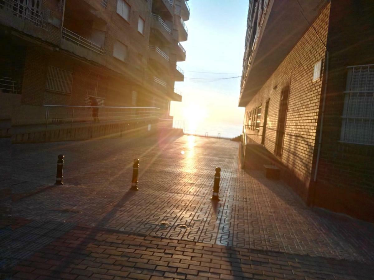 Apartment Sunrise La Mata  Ngoại thất bức ảnh